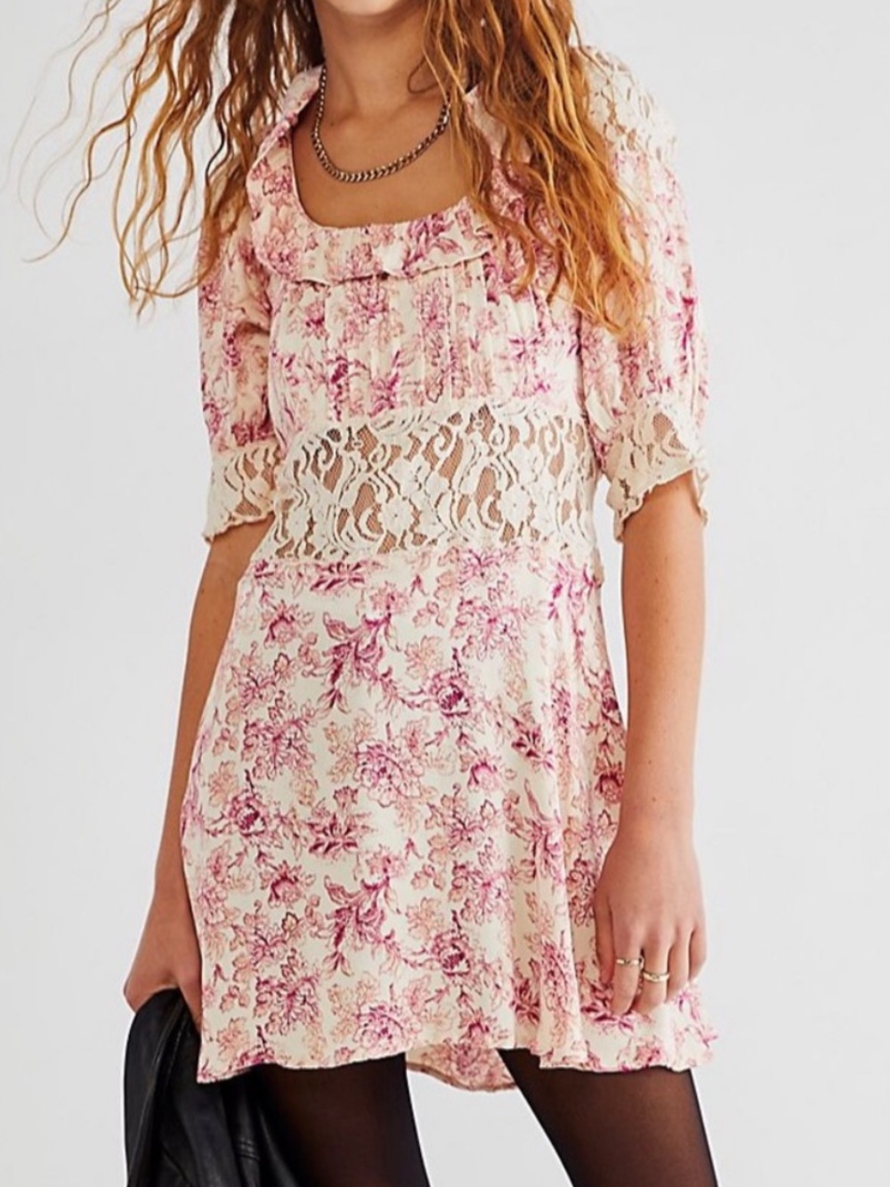 Free People Lucie NWTs Pink Cream Lace Mini Floral Dress size 6